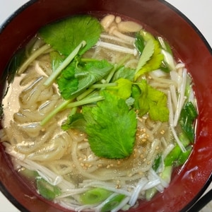 ミツバと椎茸の塩ラーメン